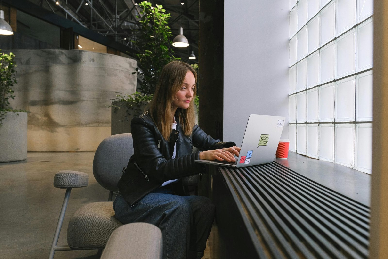 Online Earning Websites for Students Without Investment