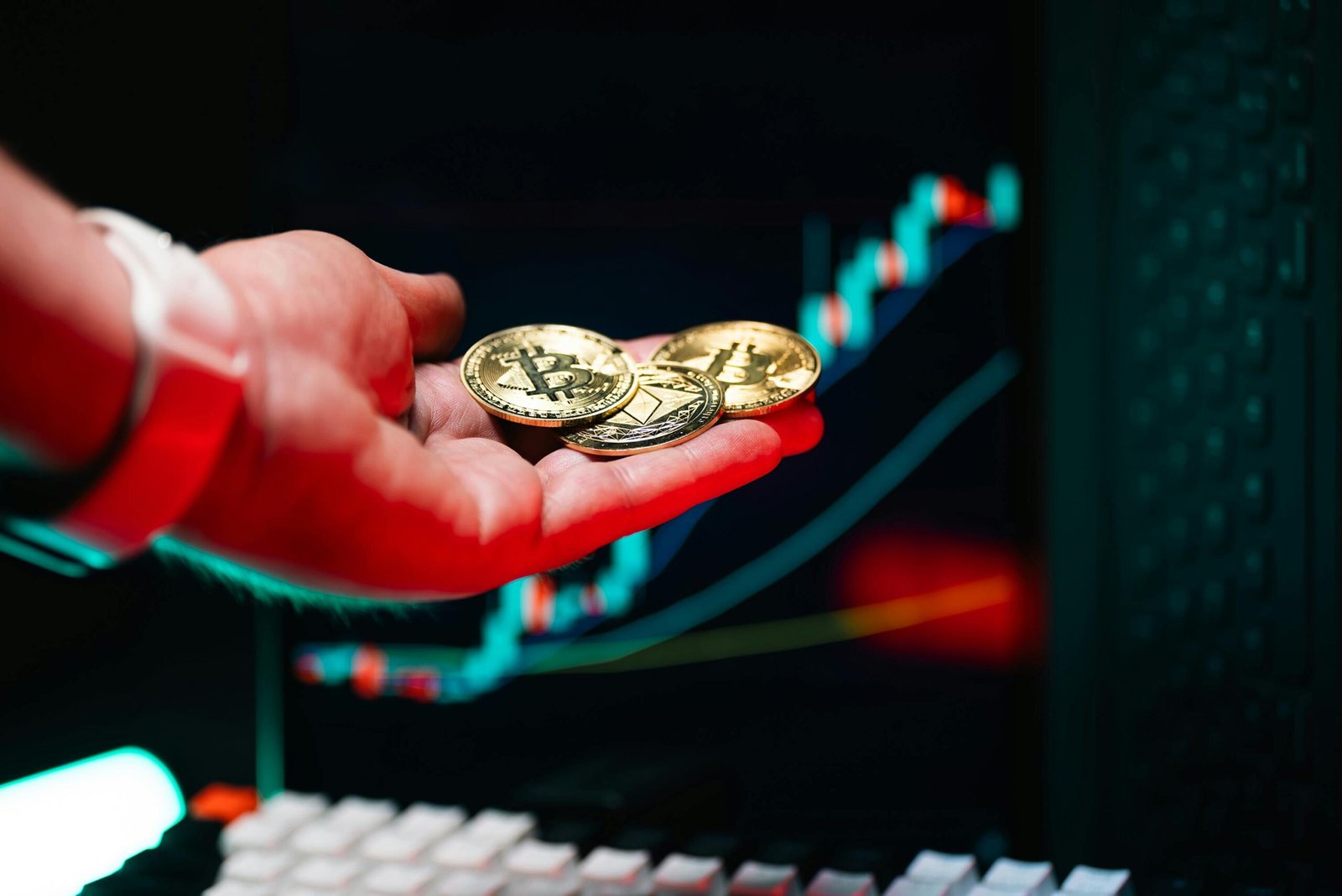 Bitcoin,Ethereum