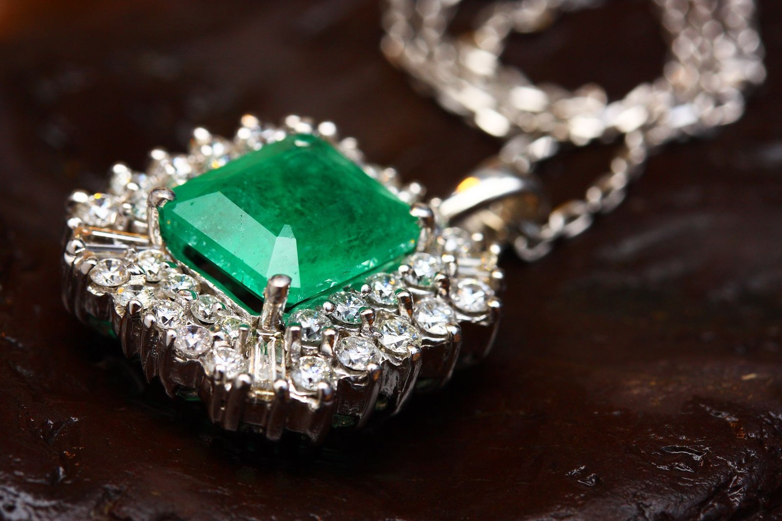 Diamond Vendor